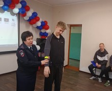 Сотрудники Госавтоинспекции провели встречу со студентами Каменского педагогического колледжа