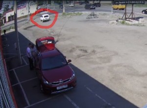 В Камне-на-Оби водитель игнорирует правила ПДД
