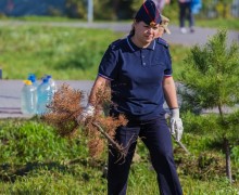 🌿🇷🇺Сотрудники МО МВД «Каменский», школьники и общественники приняли участие в акции «Зелёная Россия»