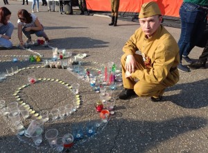 В Камне-на-Оби прошла массовая акция Свеча Победы.
