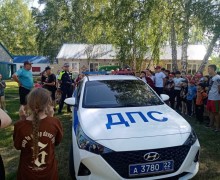 Сотрудники Каменской Госавтоинспекции посетили детский оздоровительный лагерь
