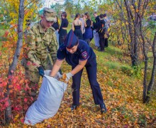 🌿🇷🇺Сотрудники МО МВД «Каменский», школьники и общественники приняли участие в акции «Зелёная Россия»