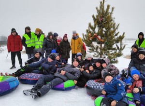 В Камне-на-Оби организаторы долины Ай-Туу провели социальные каникулы