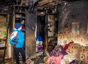 В Камне-на-Оби 8 летняя девочка спасла младшую сестру из огня