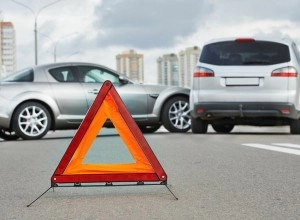 Сотрудниками МО МВД  России Каменский устанавливаются очевидцы дорожно-транспортного происшествия.