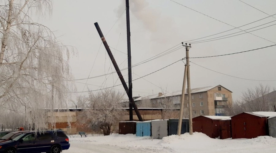 На 8 котельной завалилась труба