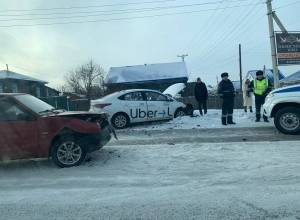 Очередное ДТП, возле магазина Стройбат.