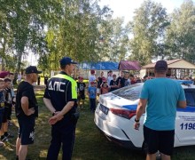 Сотрудники Каменской Госавтоинспекции посетили детский оздоровительный лагерь