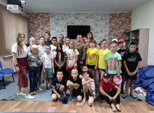 Сила духа: урок мужества Александра Костромина для ребят Каменского района