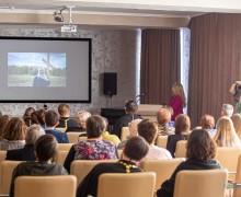 В библиотеке имени М.Ф. Борисова состоялась встреча жителей Камня-на-Оби и автором книги «Православное Духовенство на территории Славгородской епархии в 1917-1938 годы»