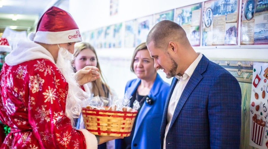 От комнаты страха до тату салона - ученики Каменского лицея №2 попробовали себя в роли предпринимателей