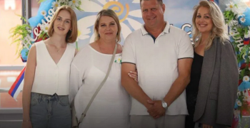 Награды в День семьи, любви и верности получают 32 семьи из Алтайского края