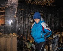 В Камне-на-Оби 8 летняя девочка спасла младшую сестру из огня