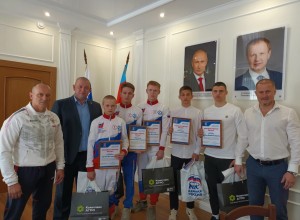 Депутат АКЗС и глава Каменского района встретили медалистов Первенства России