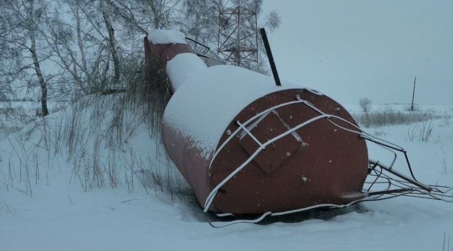 В селе Аллак обрушилась водонапорная башня